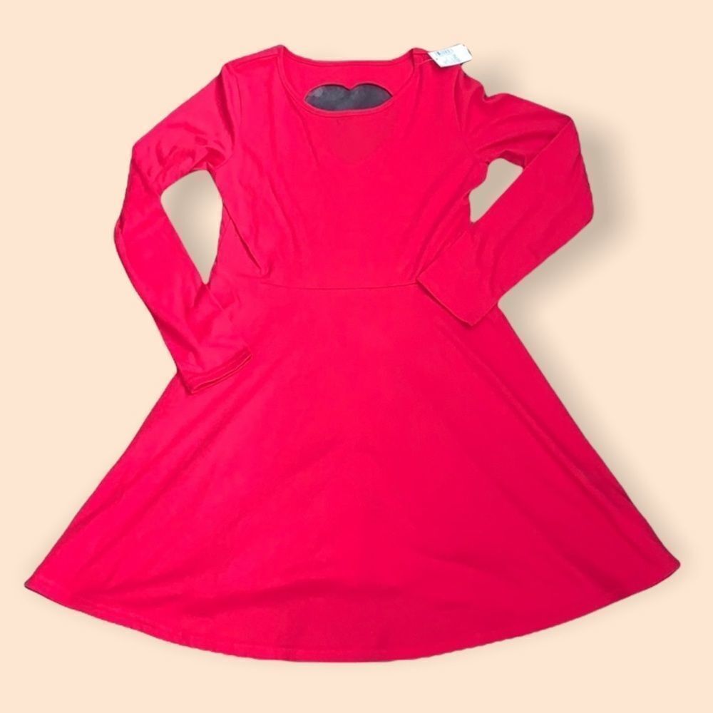 𝅺GIRLS fit and flare dress with heart shaped cut ou